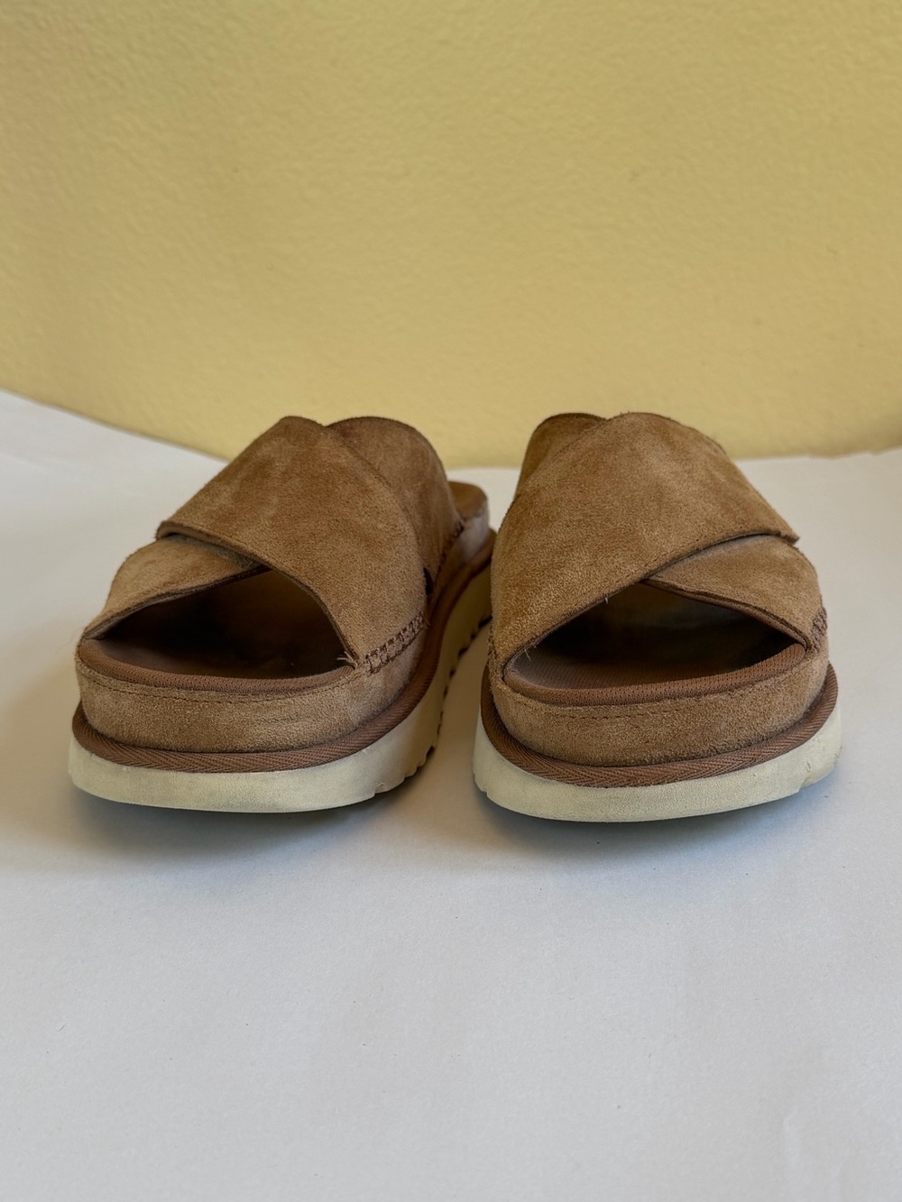 UGG Goldenstar Cross Slide Sandals Chestnut Suede Platform Women’s 9 - Picture 7 of 13